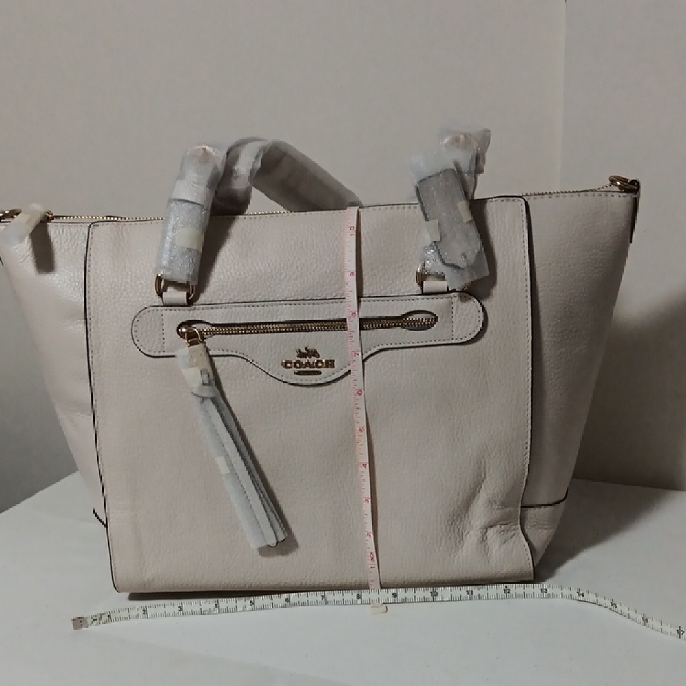 COACH KLEO Chalk Leather Tote with Gold Hardware - Picture 5 of 10